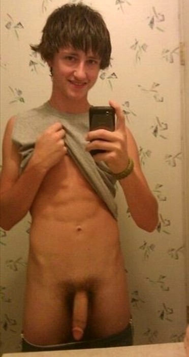 Horny_White_Teenboy_Dick